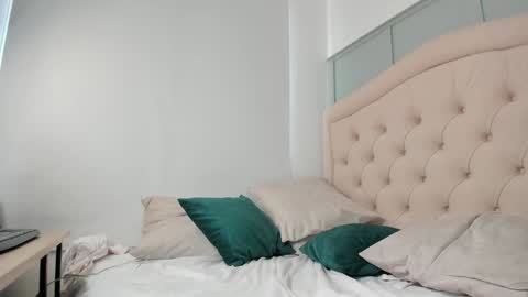 Martina Black online show from 02/01/25, 07:02