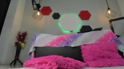 Martina online show from 10/30/25, 03:52