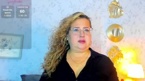 Martina Caicedo online show from 04/15/26, 10:55