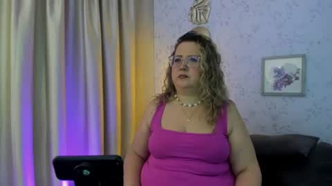Martina Caicedo online show from 06/27/26, 09:58