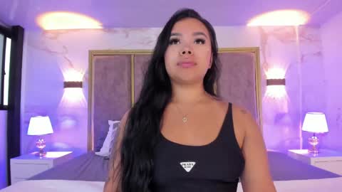 Snapshot of martinagarcia__ chatting on 04/28/26, 07:08 Martina Garcia online show from 04/28/26, 07:08