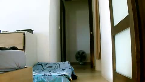 Play with me I obey I promise  online show from 10/05/25, 11:41