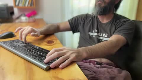 Snapshot of martincito22xl chatting on 12/10/24, 03:12 Martincito online show from 12/10/24, 03:12