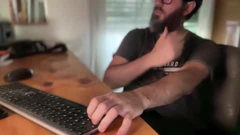 Snapshot of martincito22xl chatting on 02/10/25, 09:15 Martincito online show from 02/10/25, 09:15