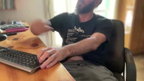 Snapshot of martincito22xl chatting on 02/18/25, 05:21 Martincito online show from 02/18/25, 05:21