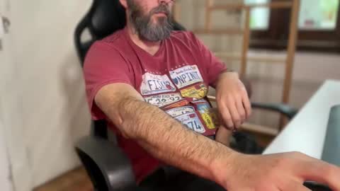 Snapshot of martincito22xl chatting on 09/19/25, 02:40 Martincito online show from 09/19/25, 02:40