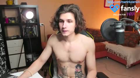 Snapshot of martinlutar420 chatting on 10/20/25, 05:30 Daddy Marty online show from 10/20/25, 05:30