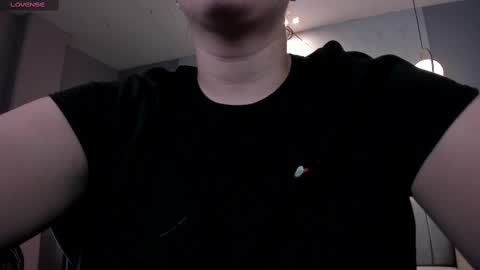 Snapshot of martinnabonnet chatting on 02/27/25, 10:37 Martinna Bonnet online show from 02/27/25, 10:37