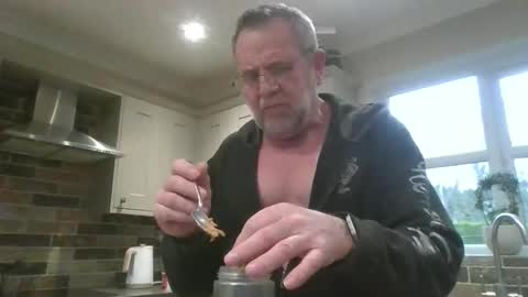 martinrgbxxxx online show from 02/03/26, 09:14