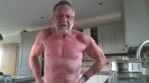 Snapshot of martinrgbxxxx chatting on 06/01/26, 07:32 martinrgbxxxx online show from 06/01/26, 07:32