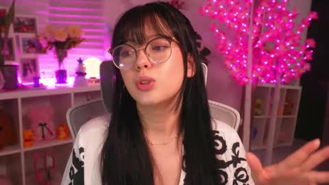 INSTAGRAM Maruchan  02 online show from 11/26/25, 02:12