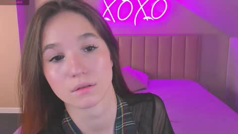 Eva online show from 11/14/25, 09:52