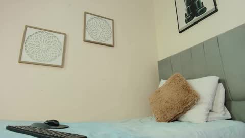 mary_cute9 online show from 02/06/26, 11:57