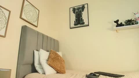 mary_cute9 online show from 03/13/26, 12:12