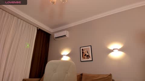 Snapshot of mary_delray chatting on 12/15/24, 05:42 Mary online show from 12/15/24, 05:42