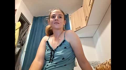 Mary online show from 09/16/25, 11:33