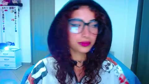 Snapshot of mary_jane1_ chatting on 10/01/25, 02:06 mary online show from 10/01/25, 02:06