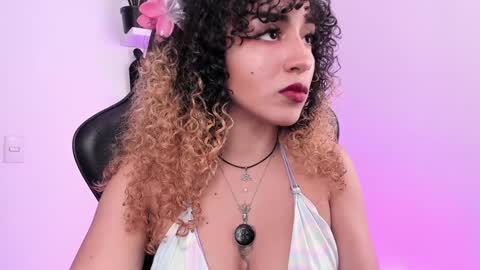 Mary Jane  online show from 12/05/24, 10:01