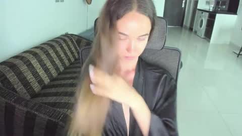 Snapshot of mary_janee__ chatting on 05/30/26, 05:48 Mary Jane online show from 05/30/26, 05:48