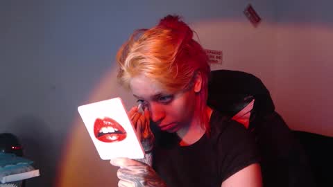                      100   online show from 11/23/25, 06:35