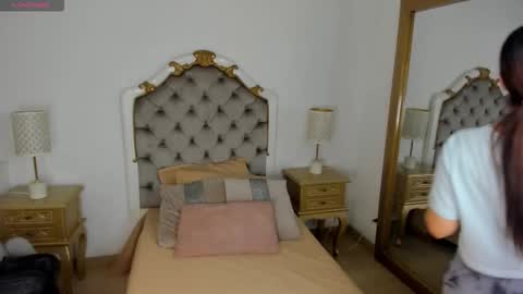 mary joseph online show from 11/04/25, 07:35