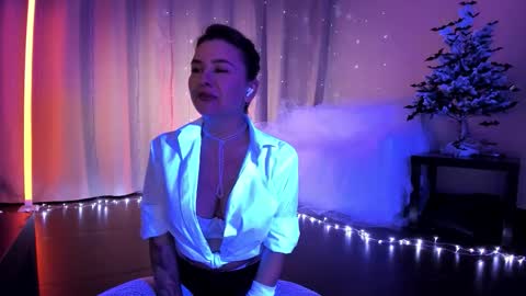 Julia online show from 11/18/25, 10:25