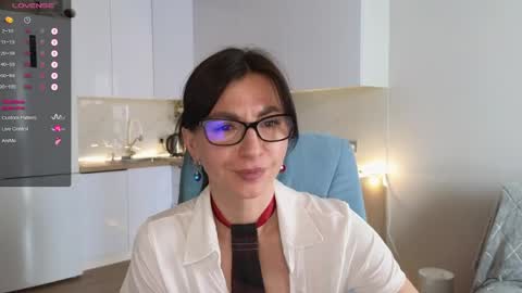 Snapshot of mary_love16 chatting on 05/15/26, 08:21 Maria online show from 05/15/26, 08:21