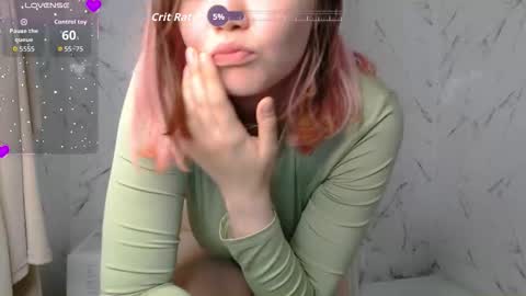Snapshot of mary_lunar chatting on 09/15/25, 03:34 Mary online show from 09/15/25, 03:34