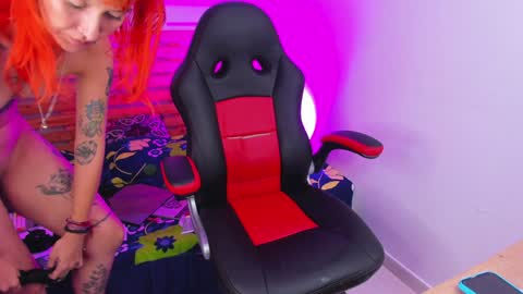 Snapshot of mary_magic chatting on 01/15/25, 03:00 mary_magic online show from 01/15/25, 03:00