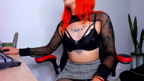 Snapshot of mary_magic chatting on 02/03/25, 04:14 mary_magic online show from 02/03/25, 04:14