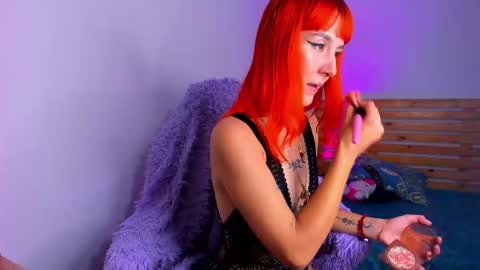 Snapshot of mary_magic chatting on 02/17/25, 03:15 mary_magic online show from 02/17/25, 03:15