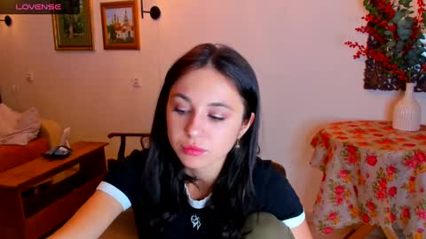 Snapshot of mary_marlow chatting on 12/24/24, 11:44 Mary online show from 12/24/24, 11:44