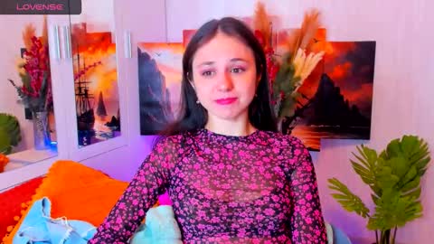 Snapshot of mary_marlow chatting on 10/25/25, 10:26 Mary online show from 10/25/25, 10:26