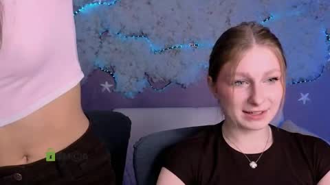 Mary online show from 04/01/26, 07:11