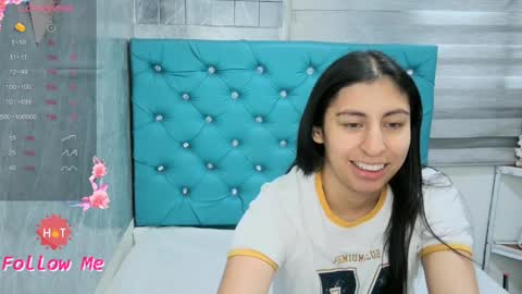 Snapshot of mary_mood_ chatting on 06/02/26, 11:34 Mary Moon online show from 06/02/26, 11:34