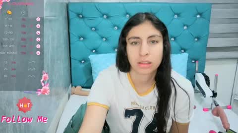 Snapshot of mary_mood_ chatting on 07/02/26, 10:43 Mary Moon online show from 07/02/26, 10:43