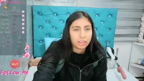 Snapshot of mary_mood_ chatting on 07/10/26, 10:18 Mary Moon online show from 07/10/26, 10:18