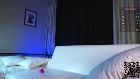 Snapshot of mary_shake chatting on 12/09/24, 09:26 Mary online show from 12/09/24, 09:26