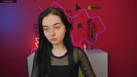 mary skiny online show from 04/19/26, 05:18
