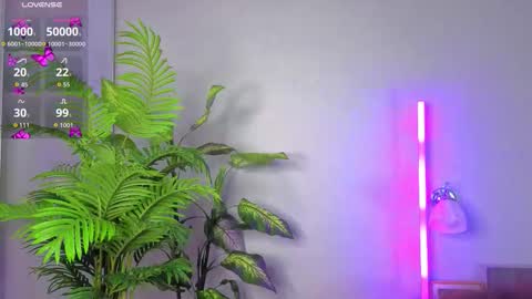 Snapshot of mary_smit chatting on 11/18/25, 05:17 mary online show from 11/18/25, 05:17