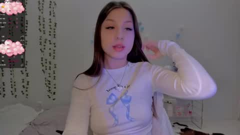 Snapshot of mary_tim chatting on 02/16/25, 08:22 Maryana online show from 02/16/25, 08:22