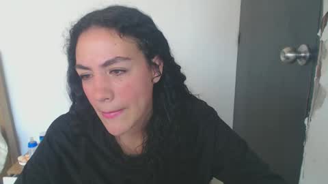 Snapshot of maryam_arabicmilk chatting on 01/08/25, 07:45 maryam_arabicmilk online show from 01/08/25, 07:45