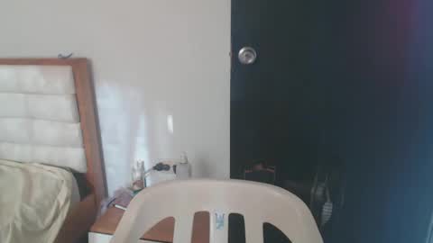 Snapshot of maryam_arabicmilk chatting on 02/06/25, 09:17 maryam_arabicmilk online show from 02/06/25, 09:17