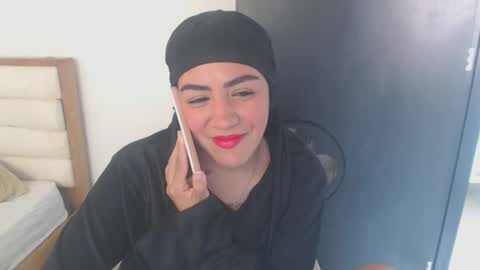 Snapshot of maryam_arabicmilk chatting on 03/05/25, 02:12 maryam_arabicmilk online show from 03/05/25, 02:12