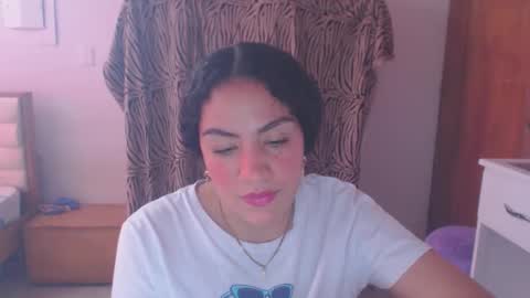 Snapshot of maryam_arabicmilk chatting on 11/25/25, 03:56 maryam_arabicmilk online show from 11/25/25, 03:56