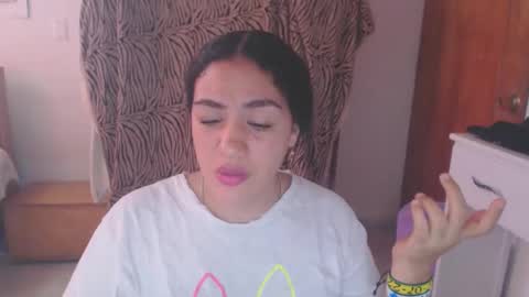 Snapshot of maryam_arabicmilk chatting on 11/27/25, 03:58 maryam_arabicmilk online show from 11/27/25, 03:58