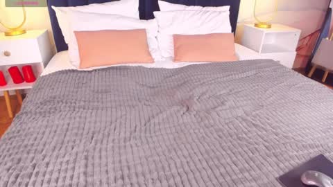 Snapshot of maryamie chatting on 01/19/25, 07:25 Hello Ill be waiting for you Tue Wed Thu Fri 3am-10am Sun 3am-5pm GMT online show from 01/19/25, 07:25