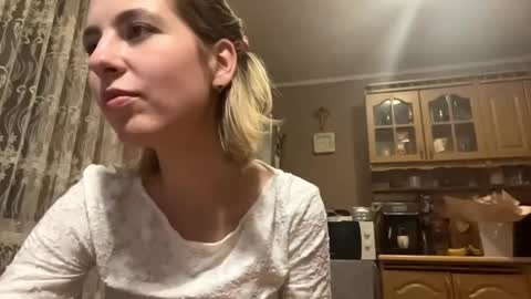 Tessa  online show from 02/17/26, 06:25