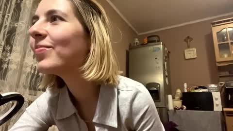 Tessa  online show from 02/18/26, 06:48
