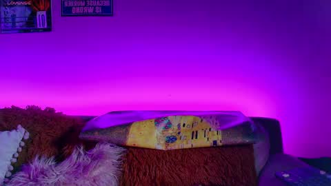 Snapshot of maryberry__ chatting on 04/28/26, 06:29 online show from 04/28/26, 06:29
